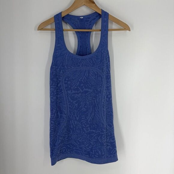 lululemon athletica Tops - Lululemon Tank Top Size 10 Women Blue Swiftly Tech Racerback Athletic Blue Print